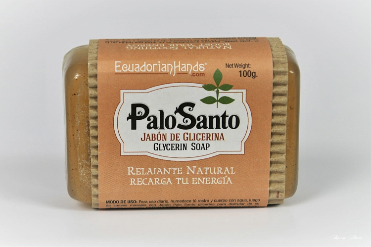 Mydło glicerynowe Palo Santo, aromaterapia. Fot. Maciej Załuski (4).jpg